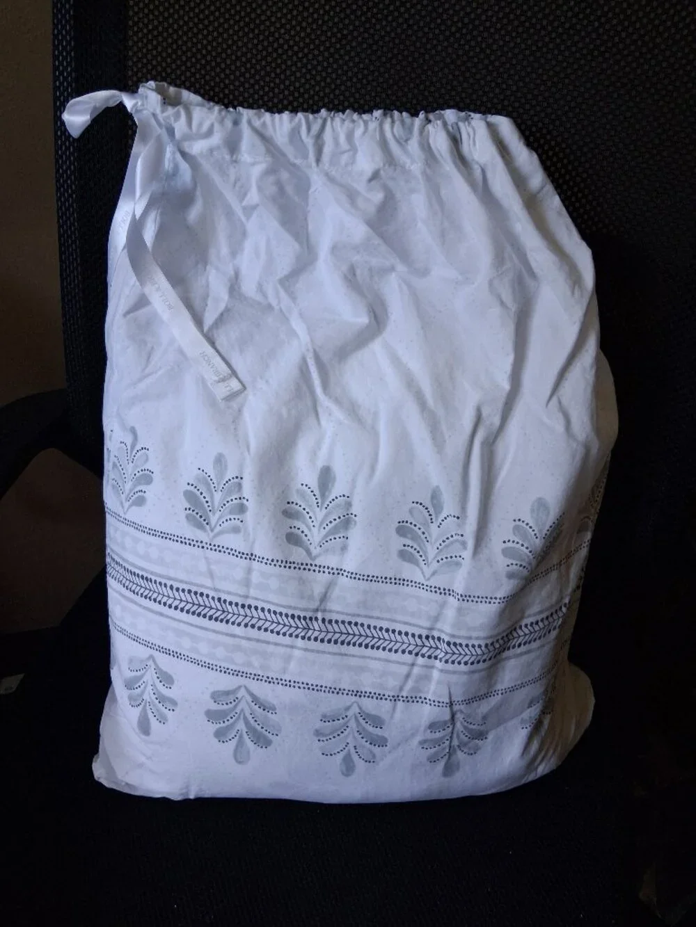 Boll & Branch White with Grey Accents KING/Cal.K Duvet Cover 3 PCS Set. FLAW